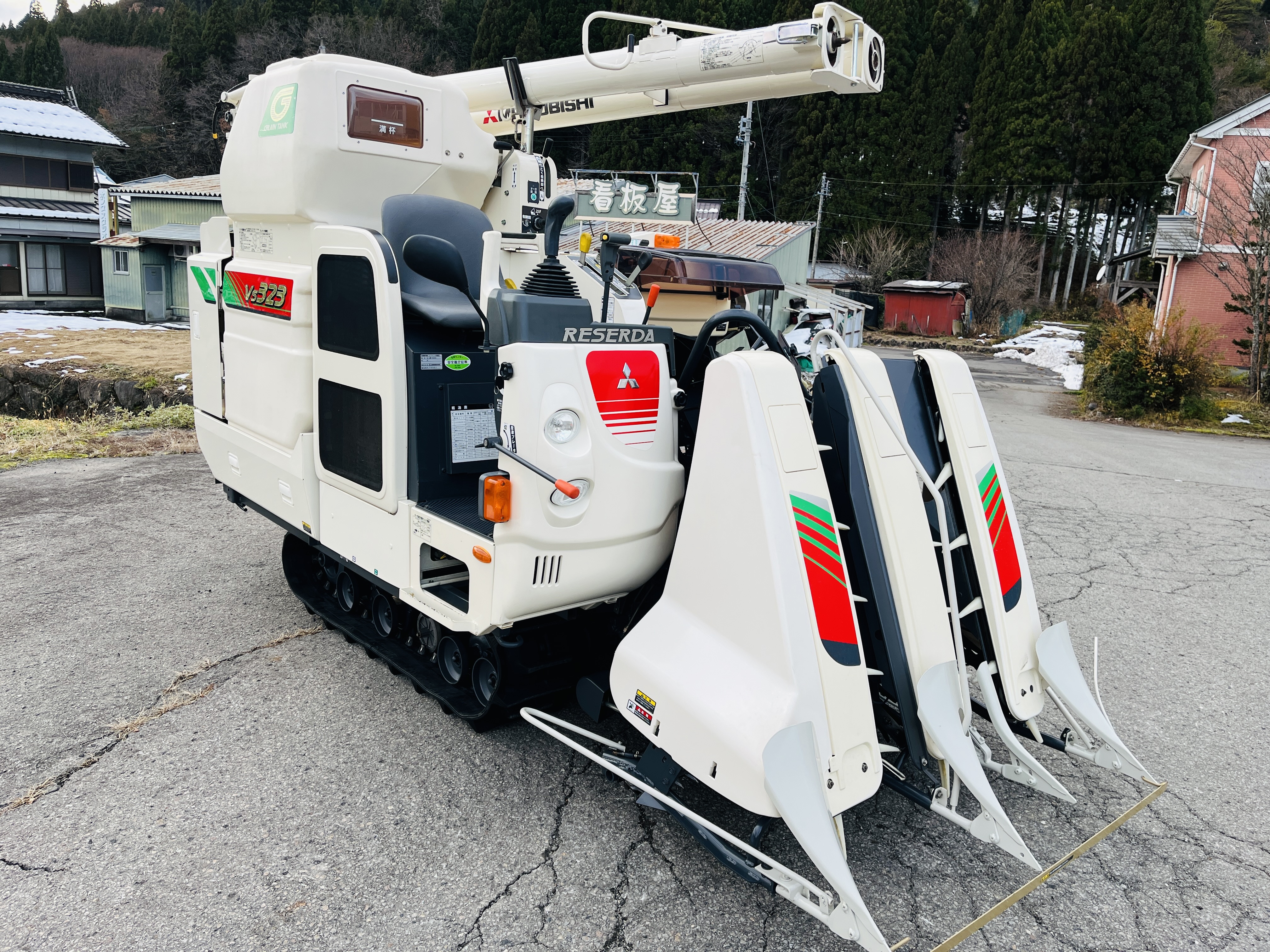 三菱マヒンドラ農機 中古コンバイン VS323の商品画像2