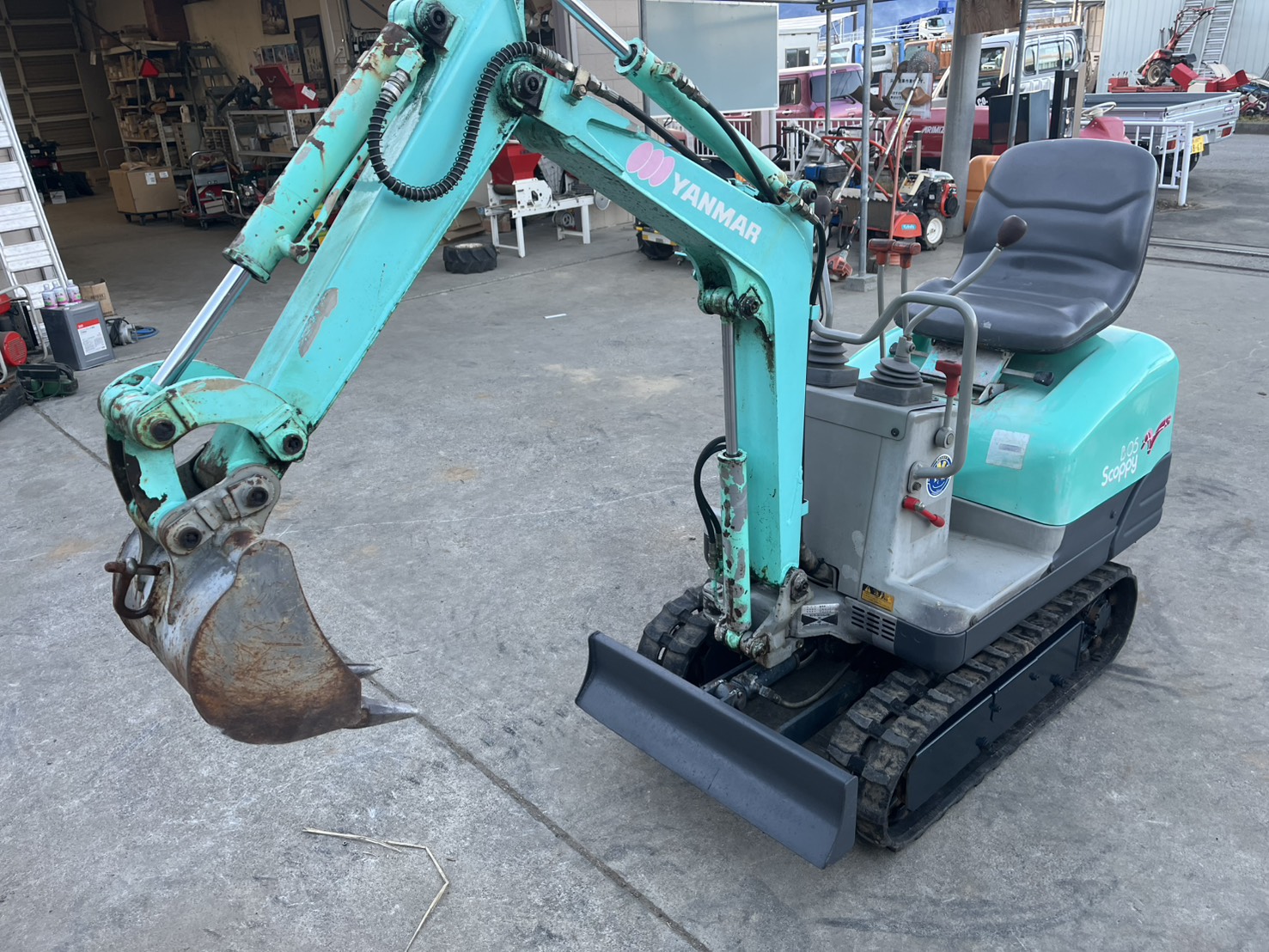 ヤンマー 中古その他 B05