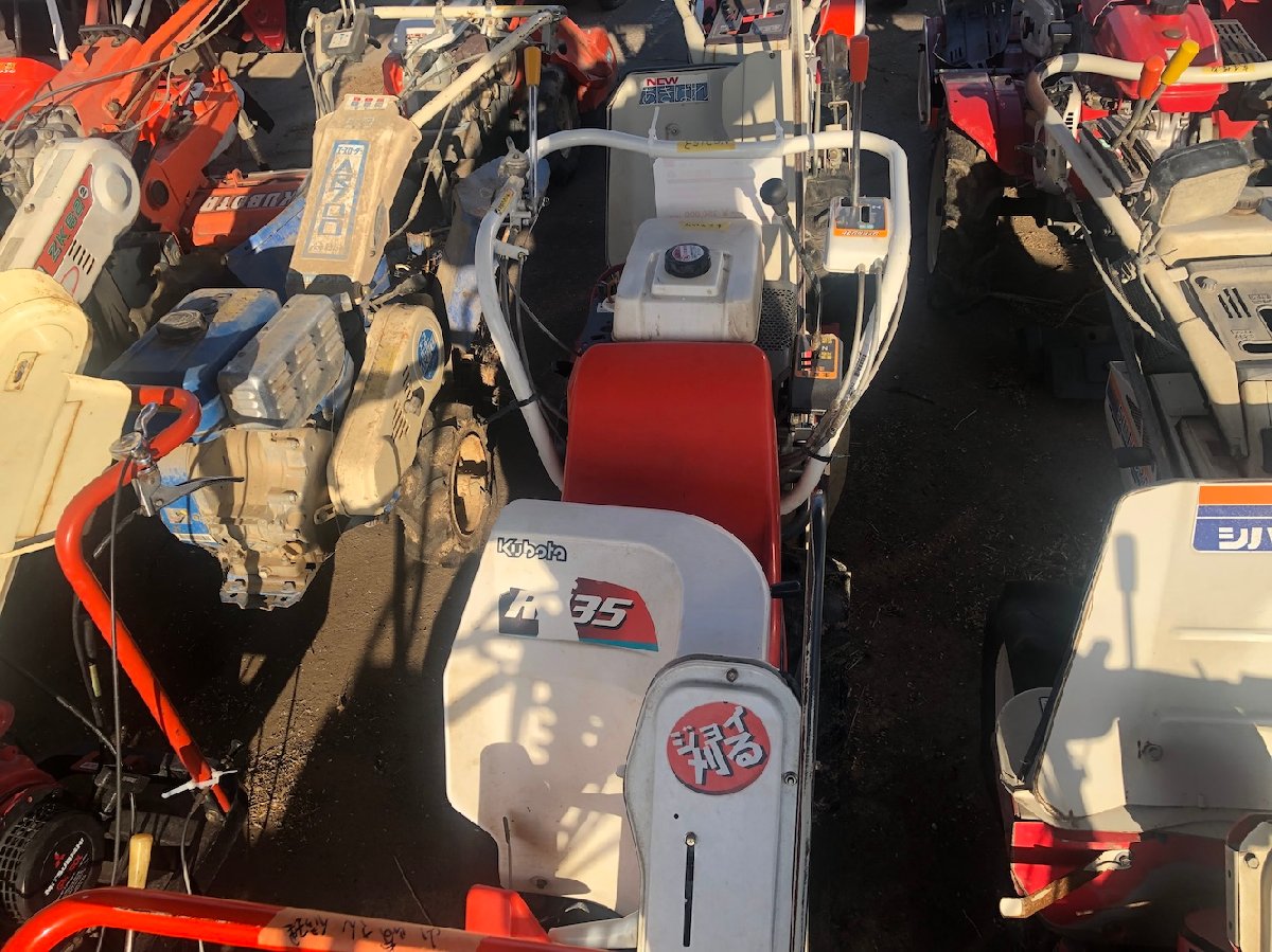  中古バインダー クボタ バインダー RJ35 機体寸法:1600×715×1050(mm) 出力4.2ps 使用燃料/容量:無鉛ガソリン/2.5L