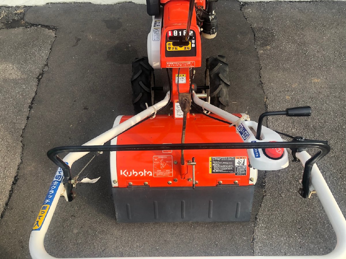  中古管理機 クボタ 管理機 TR600 機体寸法:1430ｍｍ×620ｍｍ×1050ｍｍ 燃料/タンク容量自動車用無鉛ガソリン/2.0L 変速段数:前進2・後進1の商品画像2