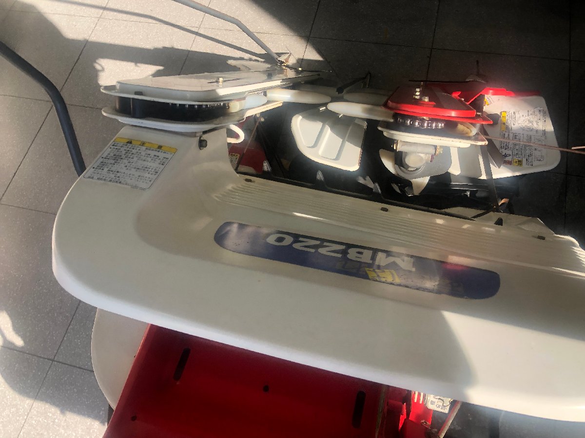  中古バインダー 三菱農機 バインダー MB220 機体寸法:1750×850×1120mm 出力6ps 燃料/タンク容量:ガソリン/2.4Lの商品画像8