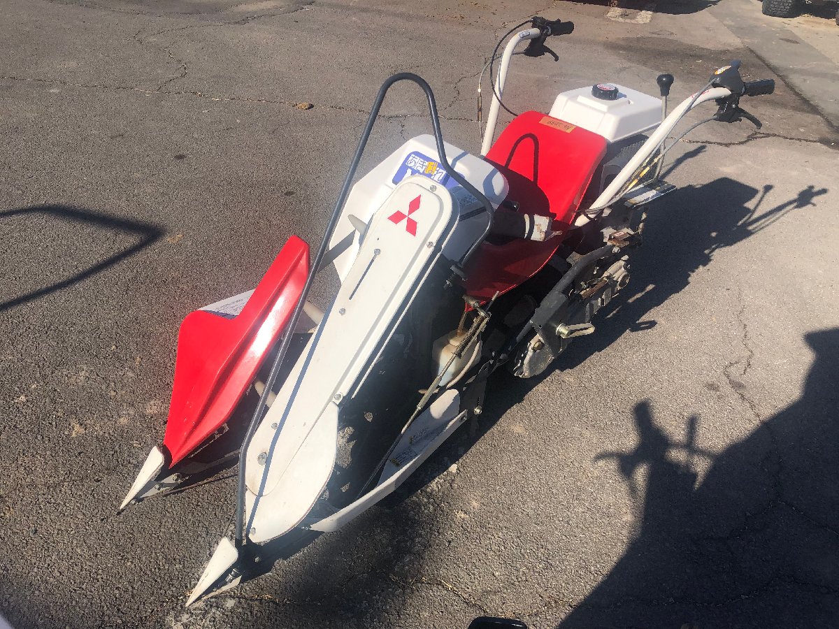  中古バインダー 三菱農機 バインダー MB111: 長さ×幅×高さ1600ｍｍ×660ｍｍ×900ｍｍ 出力:4.3PSの商品画像2