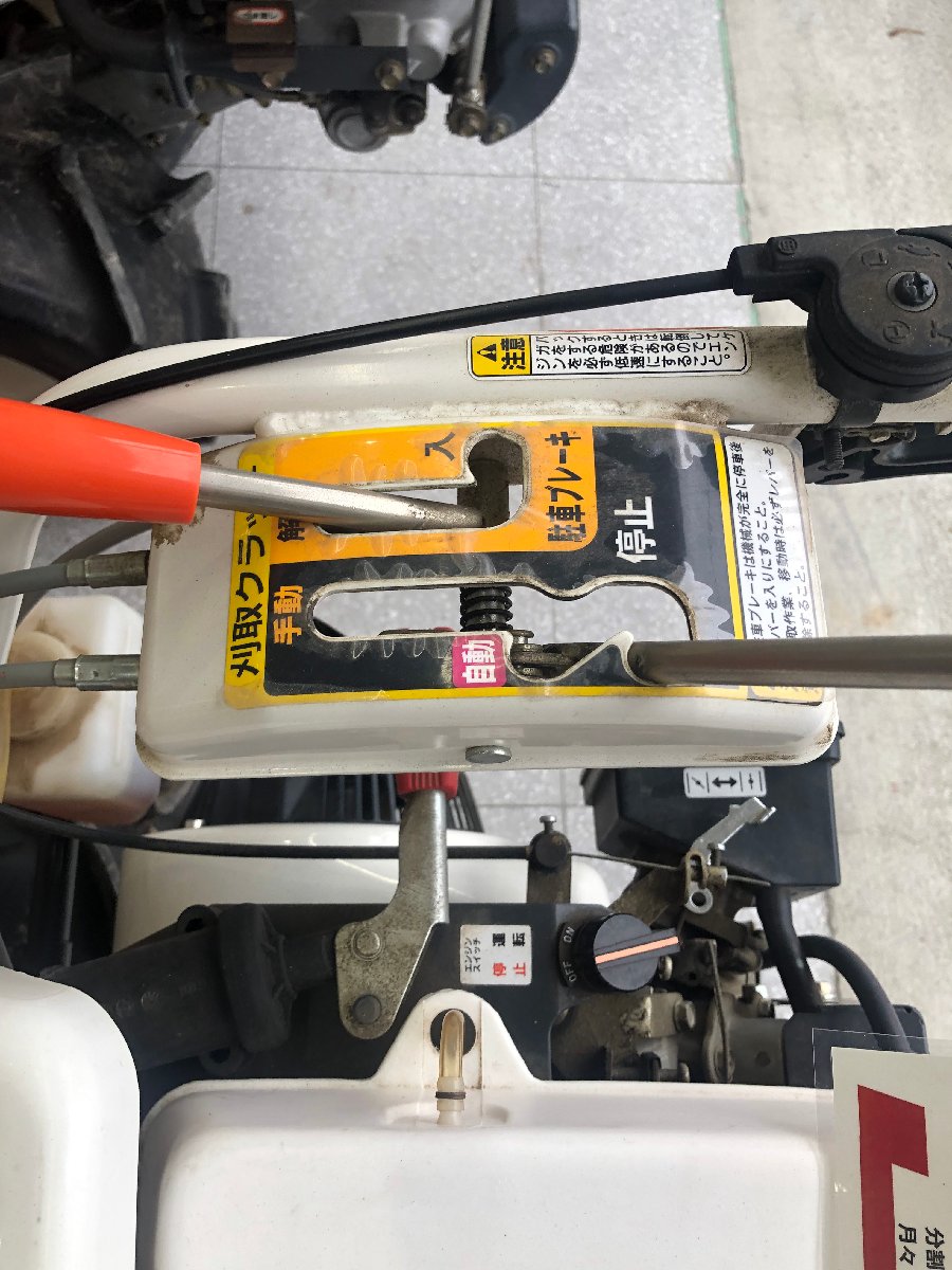 中古バインダー クボタ バインダー RJN55 機体寸法:1770×795×1070 出力3.6ps 使用燃料/容量:ガソリン/2.4Lの商品画像6