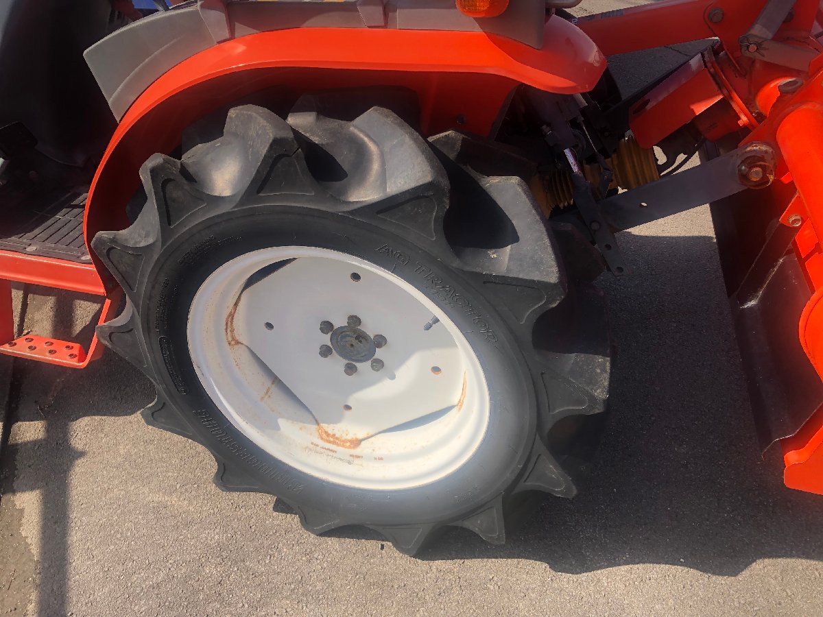  中古トラクター 【地域限定自宅配送】クボタ　トラクター GB200: 長さ×幅×高さ3450ｍｍ×1450ｍｍ×1900ｍｍ アワーメーター:346.6時間の商品画像9