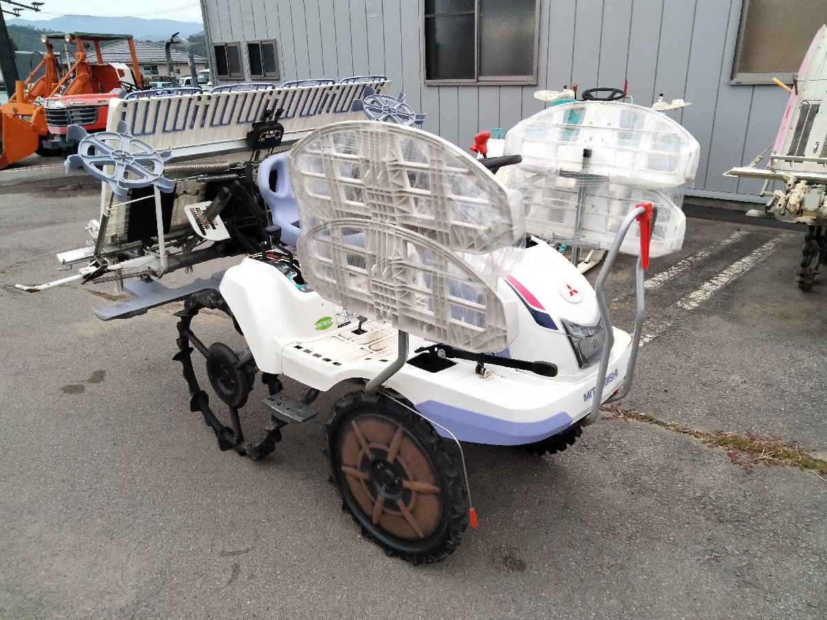  中古ハーベスター 【整備待ち】三菱農機 乗用田植機 LC40