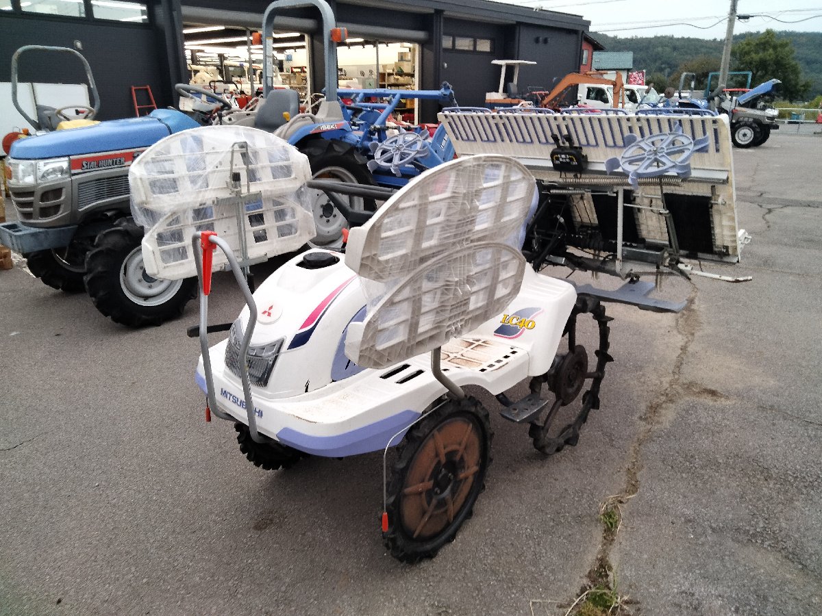 中古田植機 【整備待ち】三菱農機 乗用田植機 LC40の商品画像2