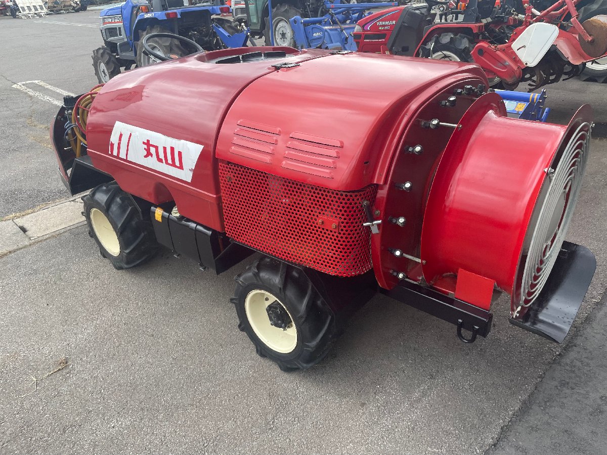 スピードスプレーヤー 【10/31まで店頭商談中】丸山製作所 SS SSA-S500 機体寸法:2880×1210×1100 使用燃料/容量ディーゼル タンク容量:500Lの商品画像2