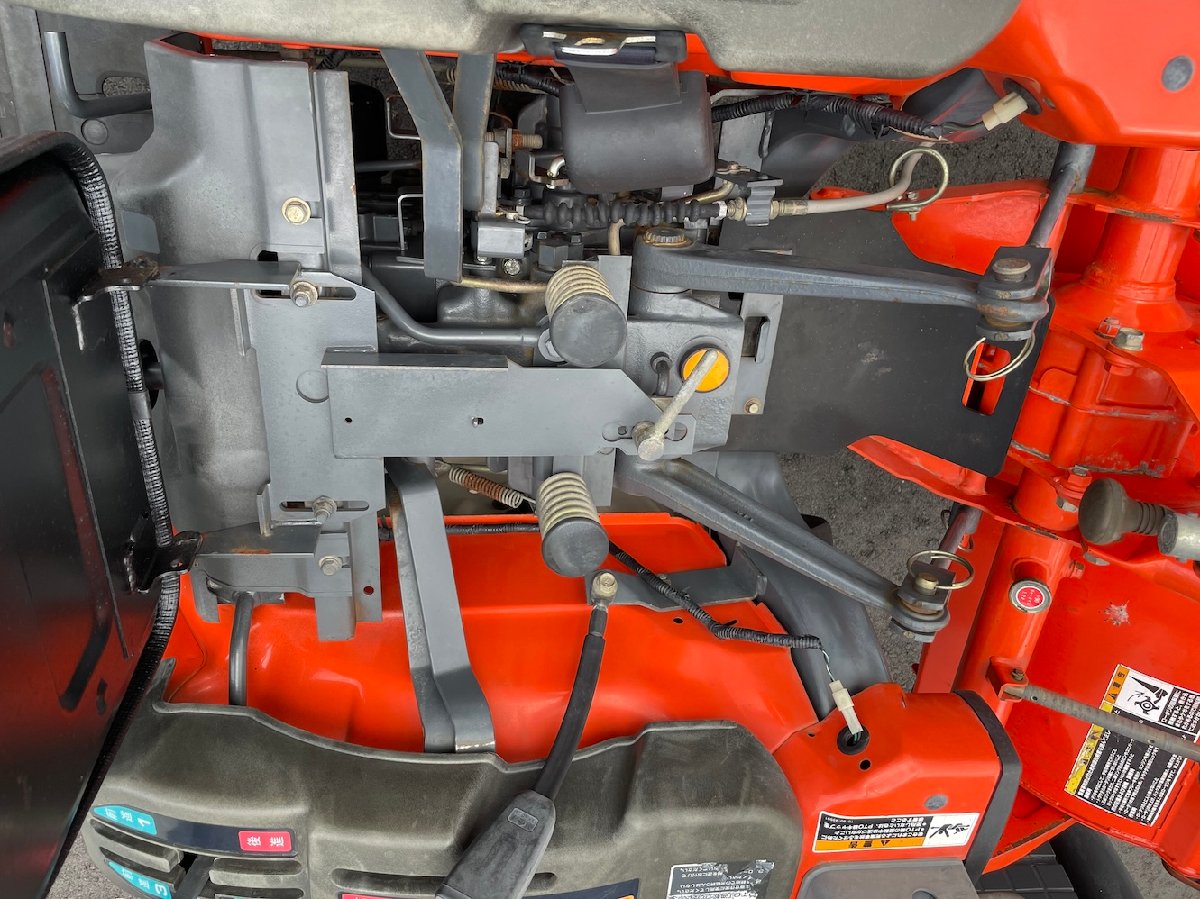 トラクター クボタ トラクター GB110 機体寸法:1920×1040×1710 出力10.5PS 使用燃料/容量:ディーゼル/13Lの商品画像2