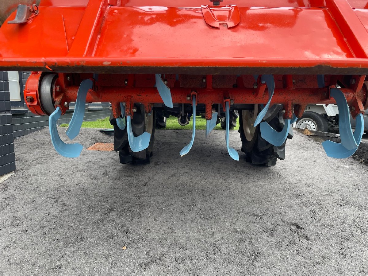 トラクター クボタ トラクター GB110 機体寸法:1920×1040×1710 出力10.5PS 使用燃料/容量:ディーゼル/13Lの商品画像6