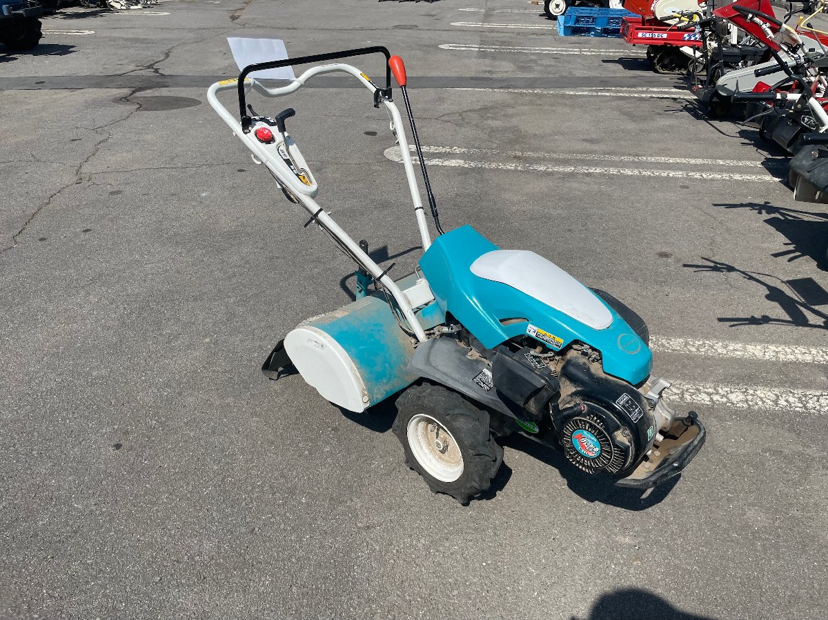  中古ハーベスター 【整備待ち】クボタ 管理機 TRS60 機体寸法:1480×610×1085mm 出力6.2PS 使用燃料:ガソリン