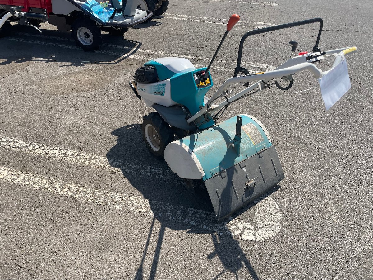 中古管理機 【整備待ち】クボタ 管理機 TRS60 機体寸法:1480×610×1085mm 出力6.2PS 使用燃料:ガソリンの商品画像4