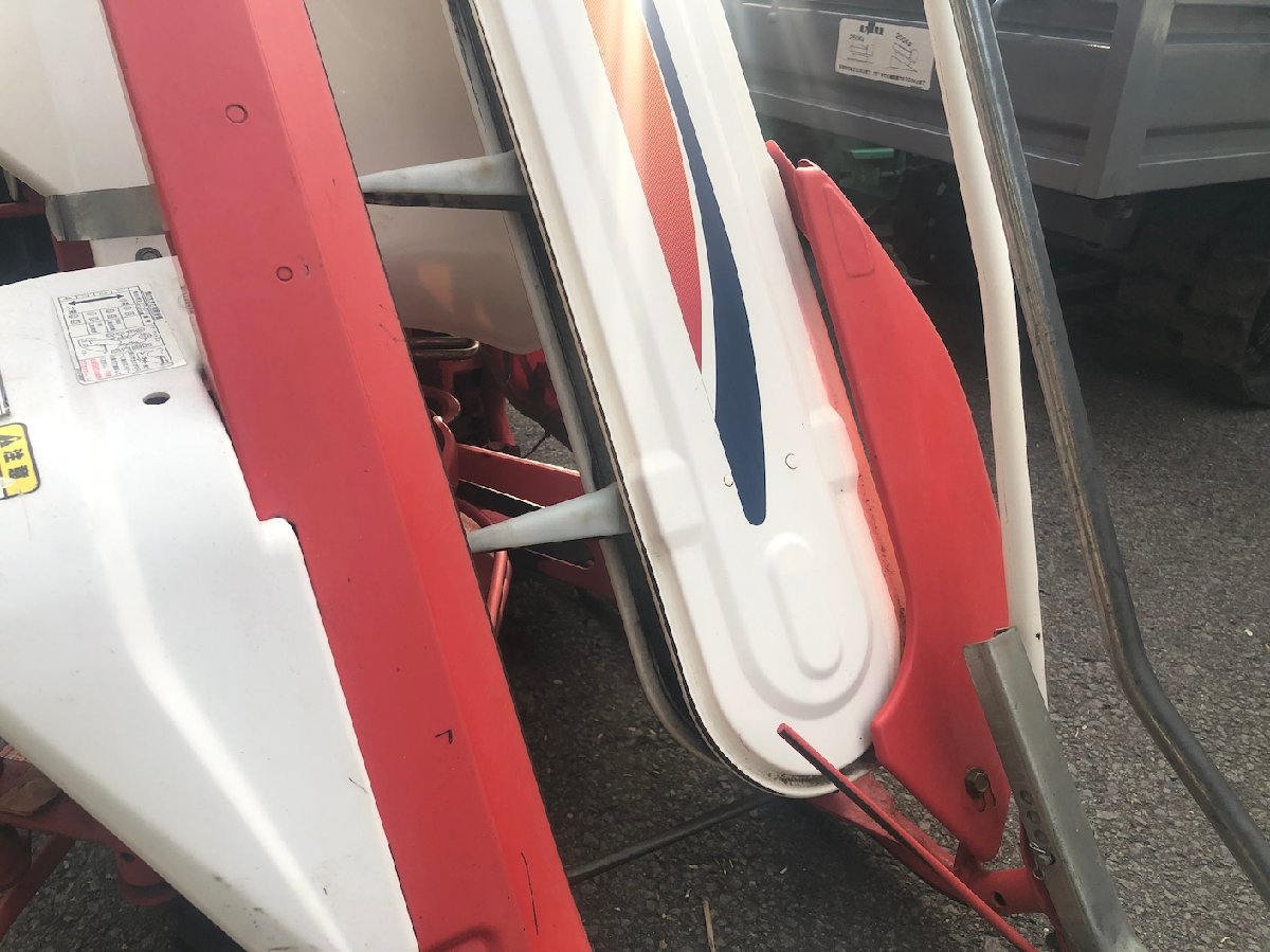  中古バインダー ヤンマー バインダー Be30A 長さ×幅×高さ:1580mm ×600mm × 1000mm 刈取り条数1条 使用燃料 /容量 :ガソリン/3.4Lの商品画像7