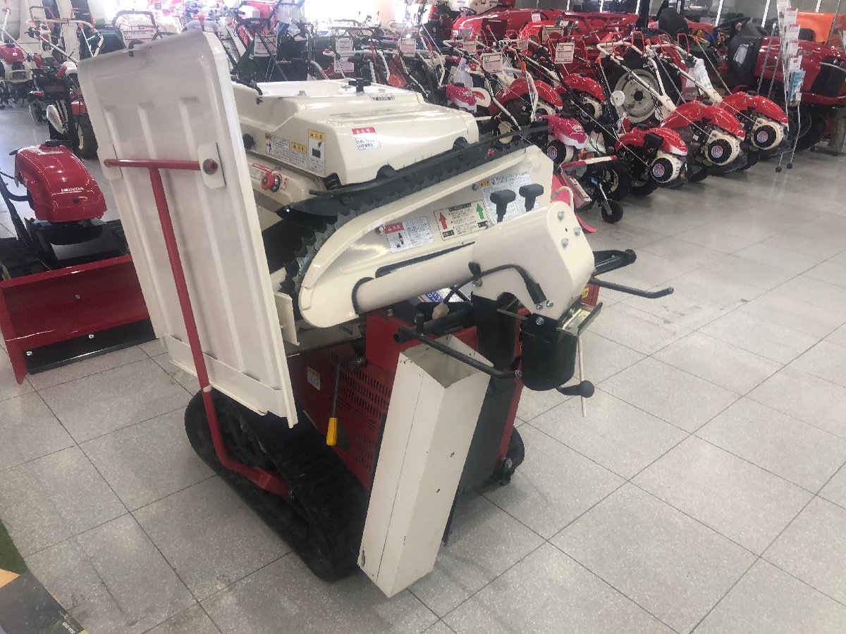  中古ハーベスター 【地域限定自宅配送】三菱農機 ハーベスター MH56 機体寸法:1650×1020×1250mm 出力3.8ps 燃料/タンク容量:無鉛ガソリン/4.0Lの商品画像8