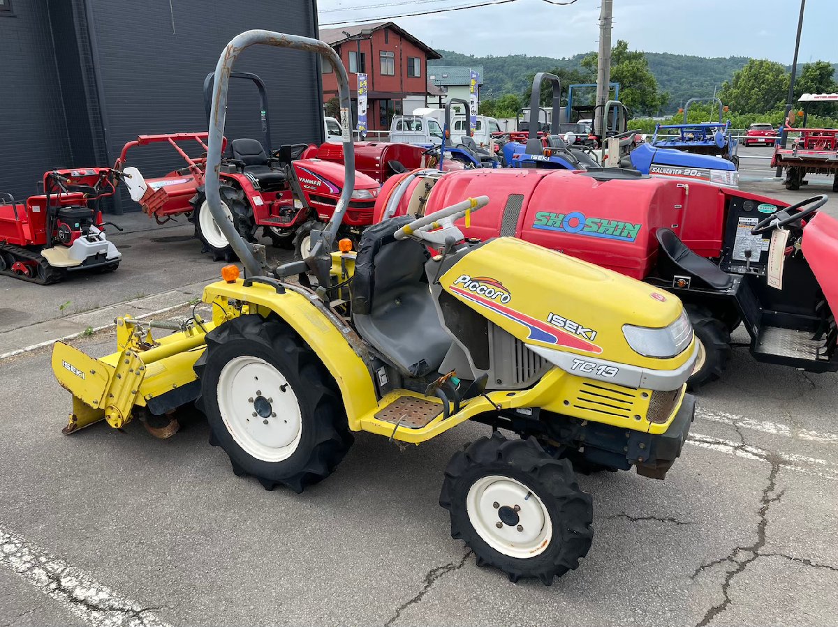  中古ハーベスター イセキ トラクター TC-13-YZ