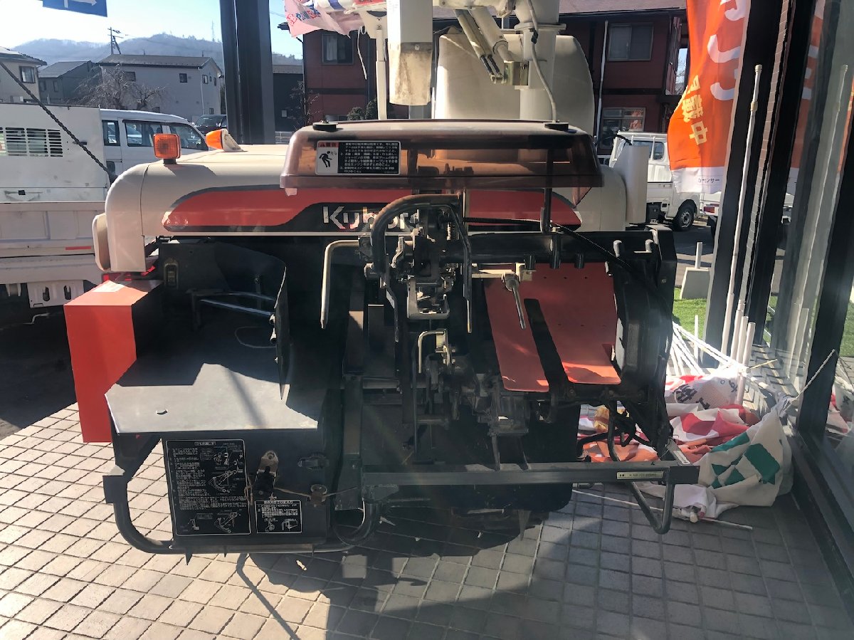  中古コンバイン 【地域限定自宅配送】1949 クボタ コンバイン ARN214: 長さ×幅×高さ2750ｍｍ×1470ｍｍ×1530ｍｍ 総重量:720kgの商品画像5