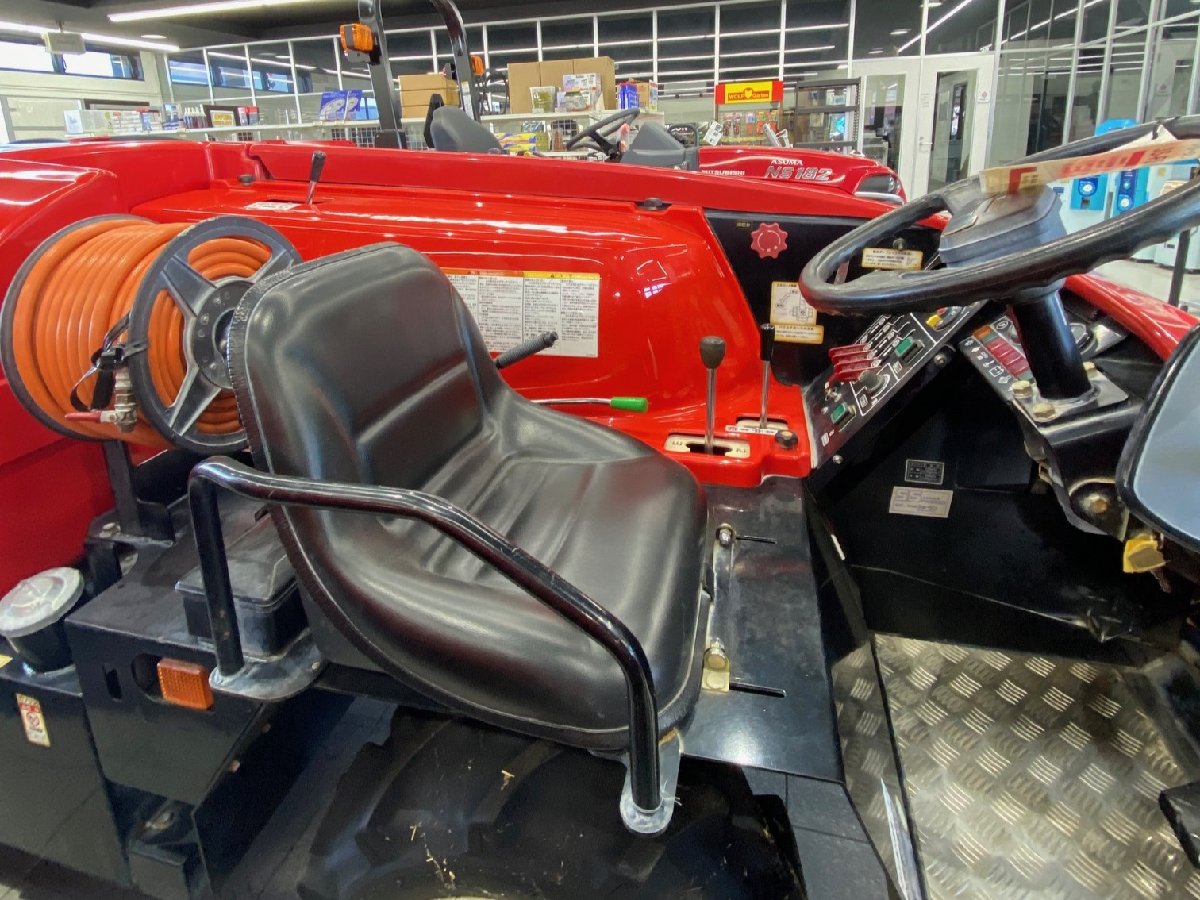  中古スピードスプレーヤー 1911 ショーシン SS 3S-FS642HC: 主要圃場形態棚園〜立ち木向き エンジン定格出力:25.3(kW)最大31.7(kW)の商品画像7