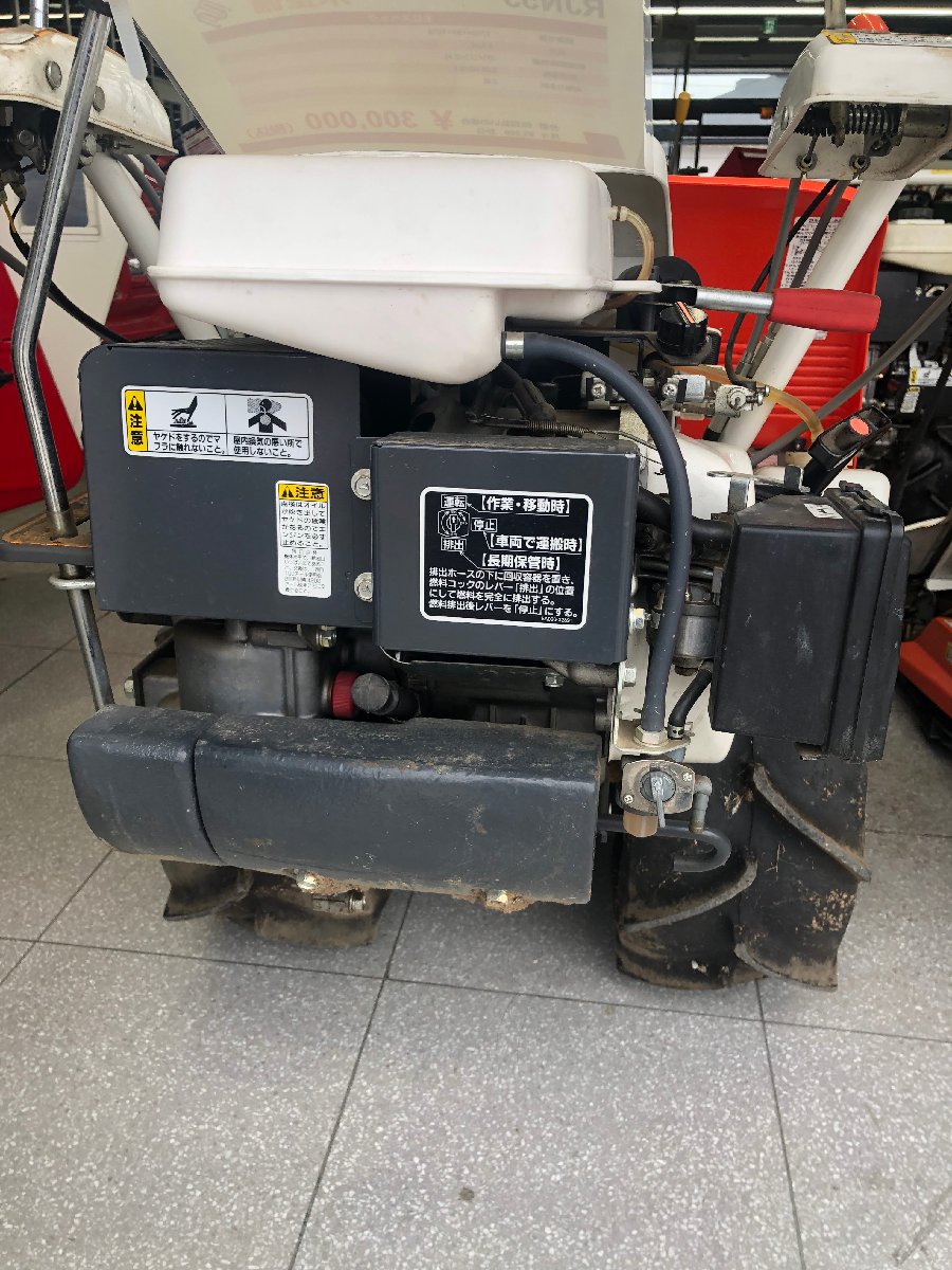  中古バインダー クボタ バインダー RJN55 機体寸法:1770×795×1070 出力3.6ps 使用燃料/容量:ガソリン/2.4Lの商品画像7