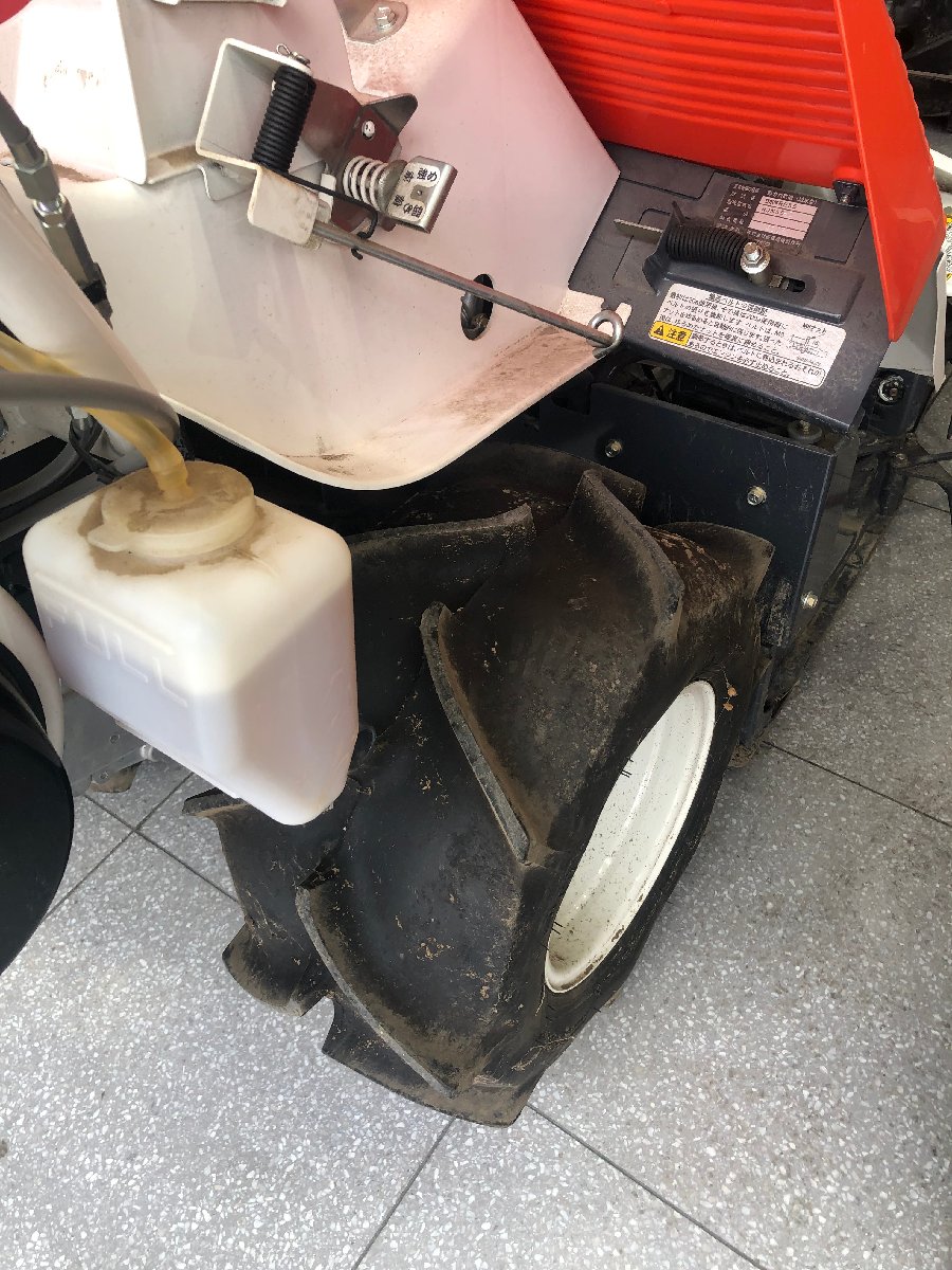  中古バインダー クボタ バインダー RJN55 機体寸法:1770×795×1070 出力3.6ps 使用燃料/容量:ガソリン/2.4Lの商品画像8