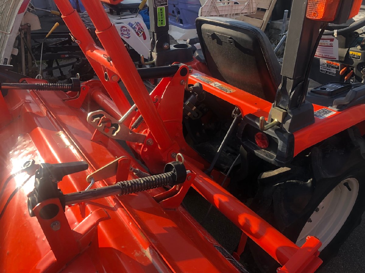  中古トラクター 【地域限定自宅配送】クボタ トラクター JB14 機体寸法:2020×960×1810(mm) 出力10.7ps 使用燃料/容量:ディーゼル軽油/14Lの商品画像9