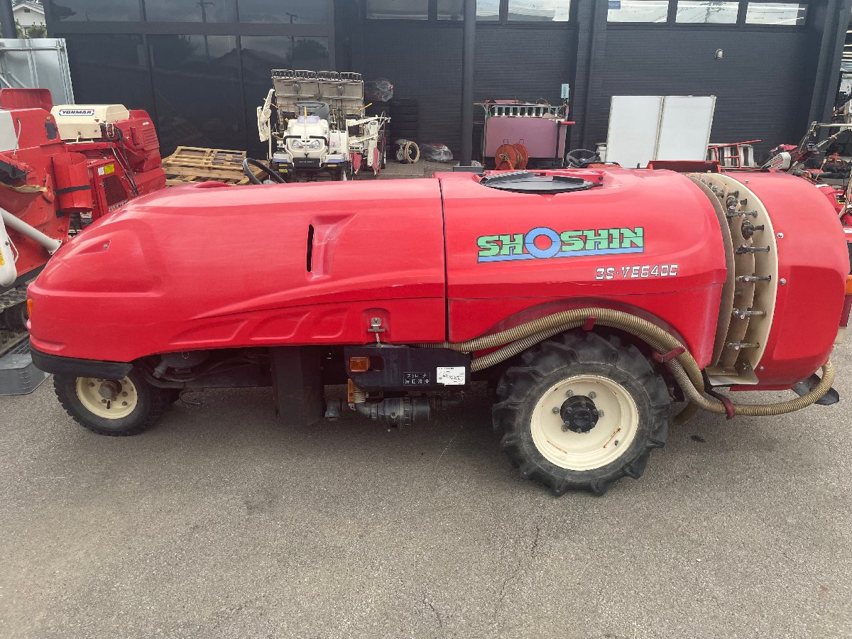 スピードスプレーヤー ショーシン SS 3S‐VE640 出力:34.9ps 変速段数前進9段・後進3段 タンク容量:600Lの商品画像2
