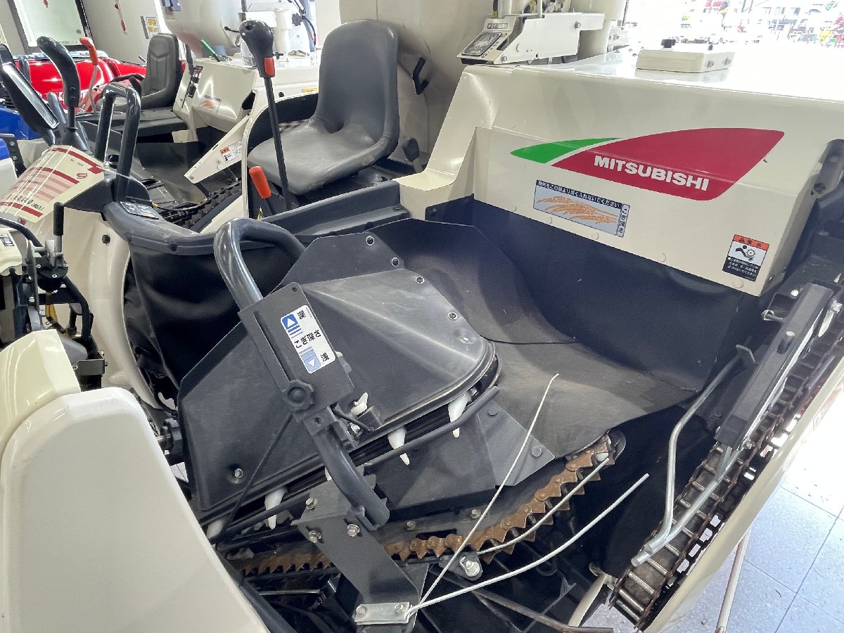  中古コンバイン 【地域限定自宅配送】整備待ち 三菱農機 コンバイン V217: 機体寸法2850ｍｍ×1610ｍｍ×1665ｍｍ 出力:17PSの商品画像5