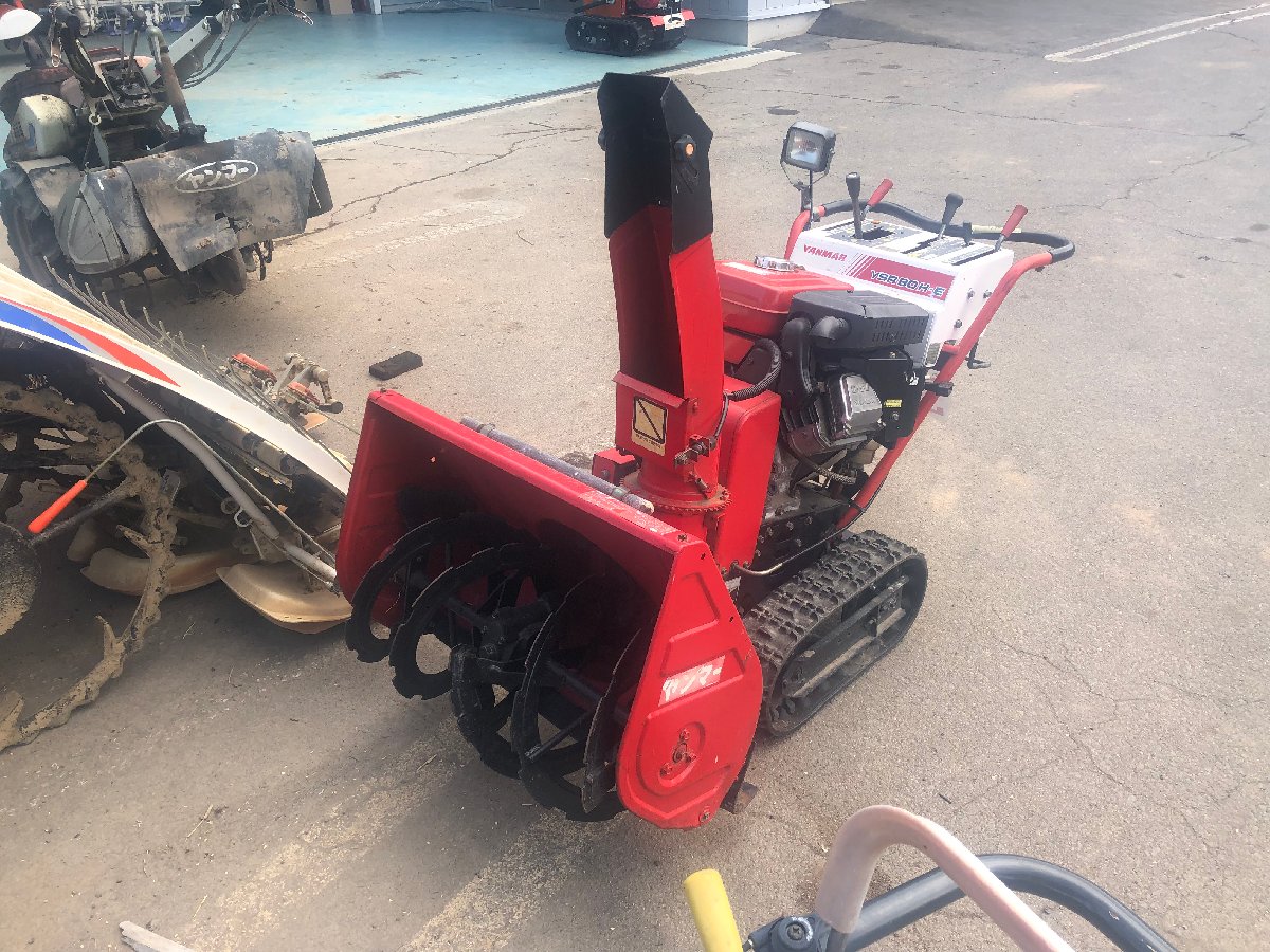  中古その他 ヤンマー 除雪機 YSR80H 機体寸法:1365×710×1100(mm) 機体重量155(kg) 除雪幅:710(mm)の商品画像8